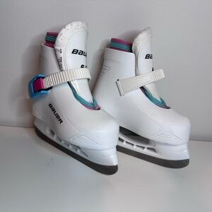 Bauer Lil Angel Ice Skates Y67